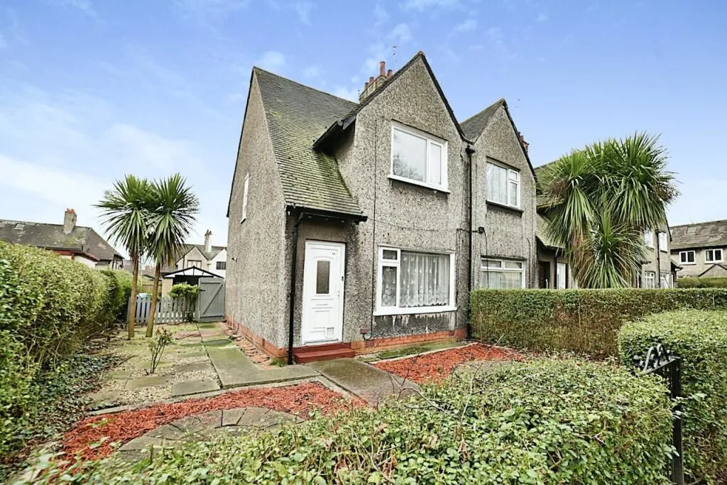 Hull, North Humberside, HU8 7TW - Online Auctions