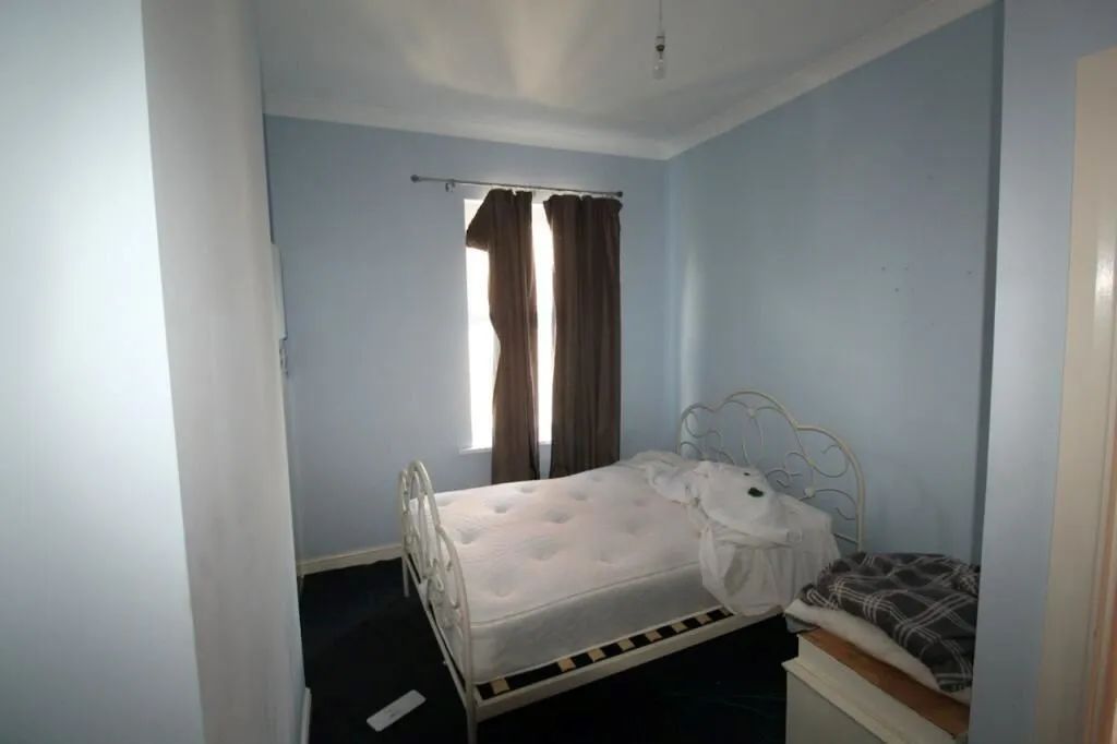 Sheffield, South Yorkshire, S3 9AT - Online Auctions