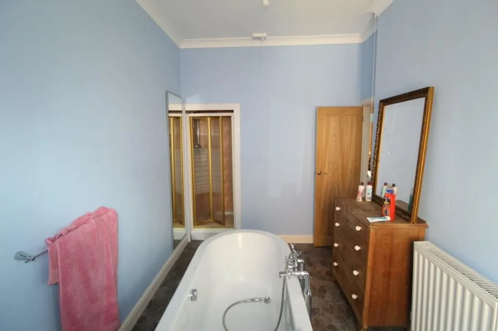 Sheffield, South Yorkshire, S3 9AT - Online Auctions