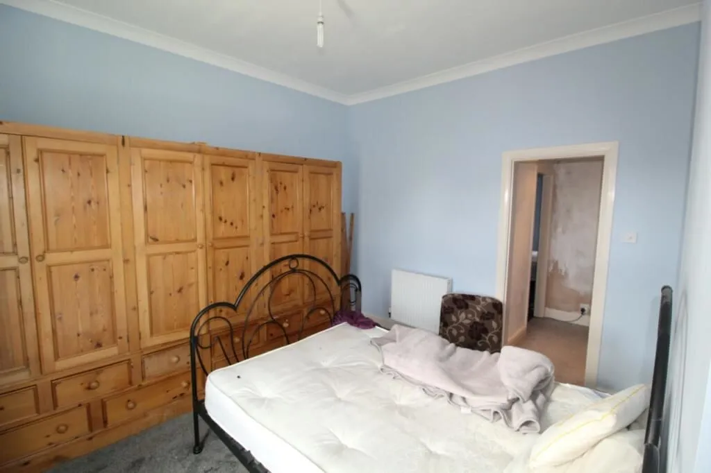 Sheffield, South Yorkshire, S3 9AT - Online Auctions