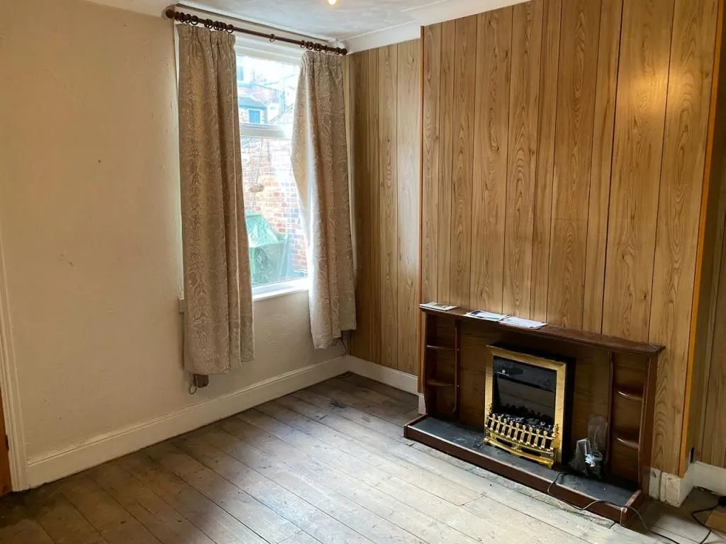 Sheffield, South Yorkshire, S6 1WL - Online Auctions