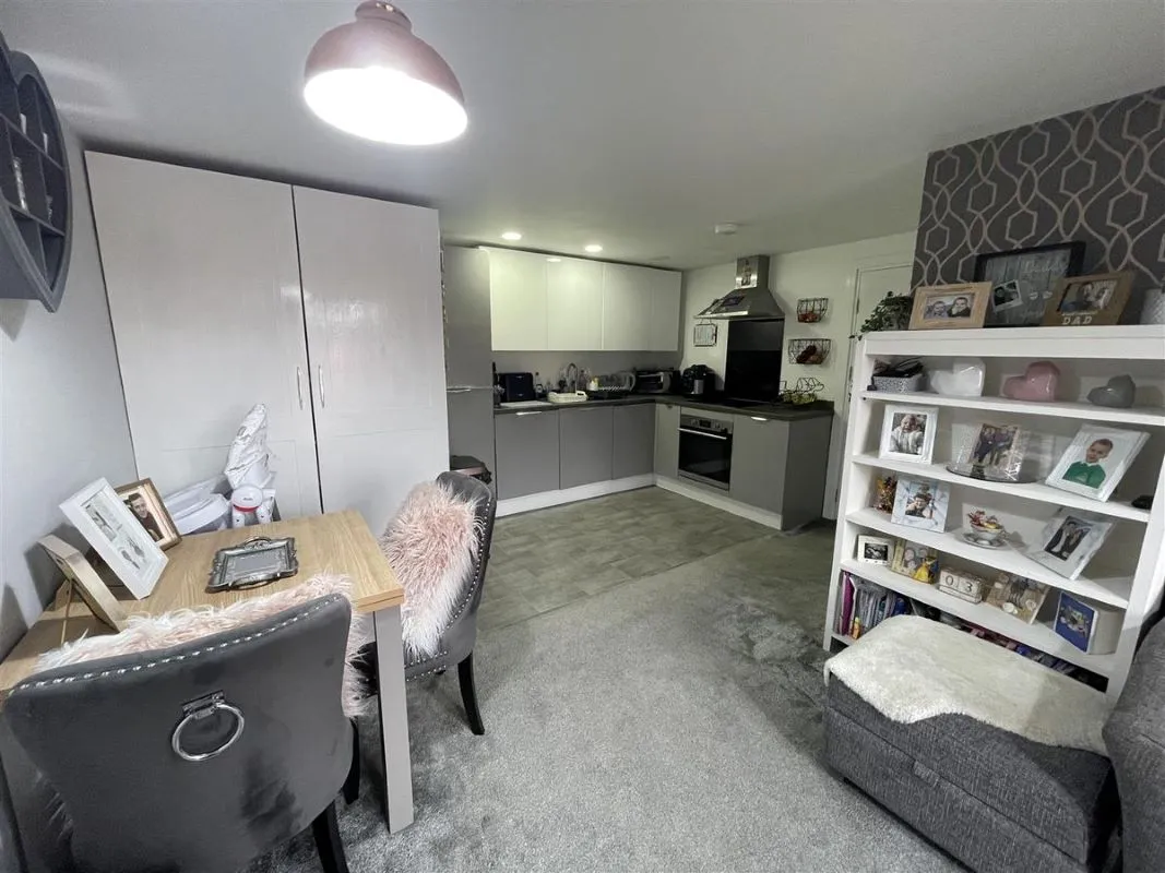 56 New Coventry Road, Birmingham, West Midlands, B26 3BF - Online Auctions