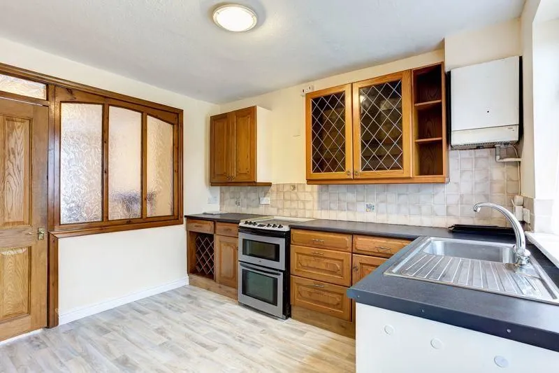 Congleton, Cheshire, CW12 4DG - Online Auctions