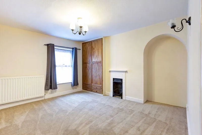 Congleton, Cheshire, CW12 4DG - Online Auctions