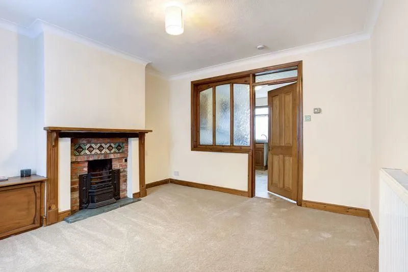 Congleton, Cheshire, CW12 4DG - Online Auctions