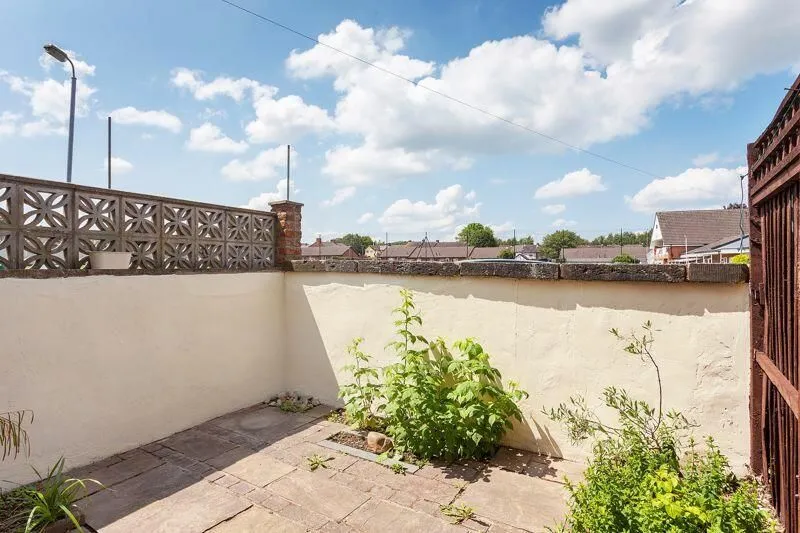 Congleton, Cheshire, CW12 4DG - Online Auctions