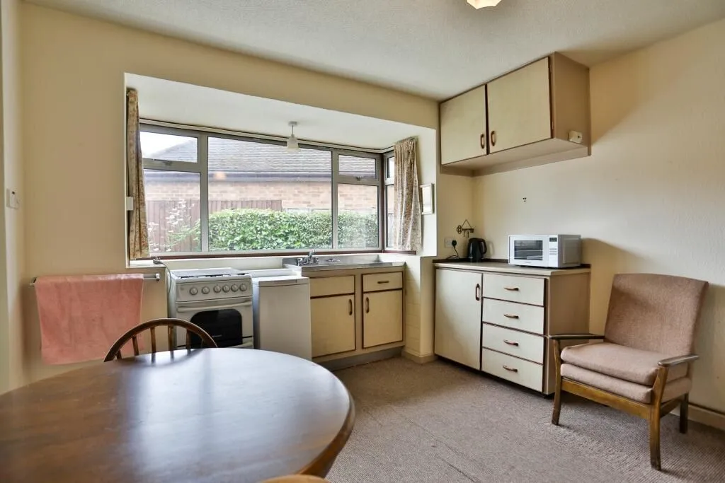 Bramcote, Nottingham, Nottinghamshire, NG9 3JB - Online Auctions