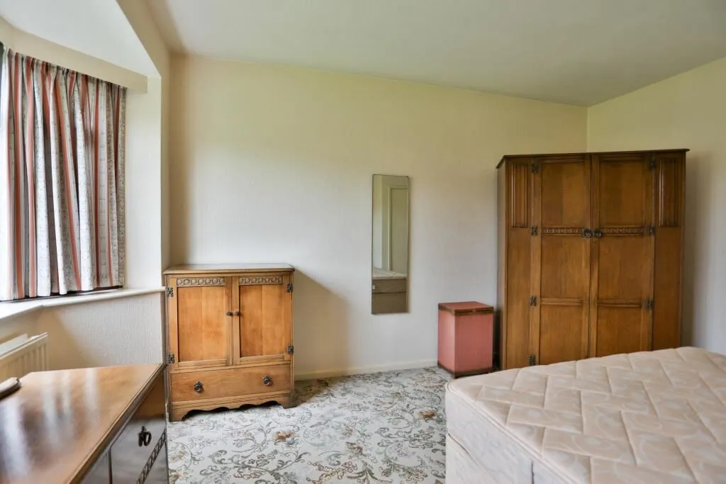 Bramcote, Nottingham, Nottinghamshire, NG9 3JB - Online Auctions