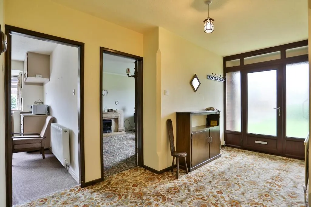 Bramcote, Nottingham, Nottinghamshire, NG9 3JB - Online Auctions