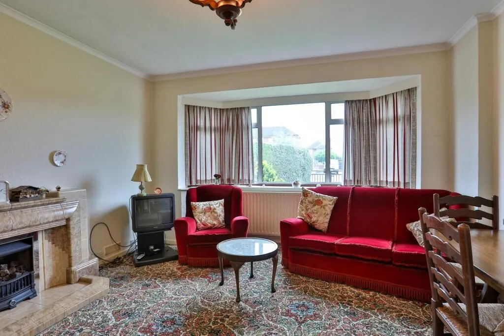 Bramcote, Nottingham, Nottinghamshire, NG9 3JB - Online Auctions