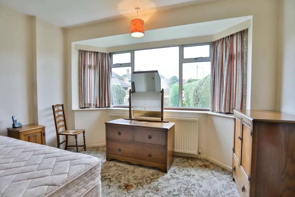 Bramcote, Nottingham, Nottinghamshire, NG9 3JB - Online Auctions