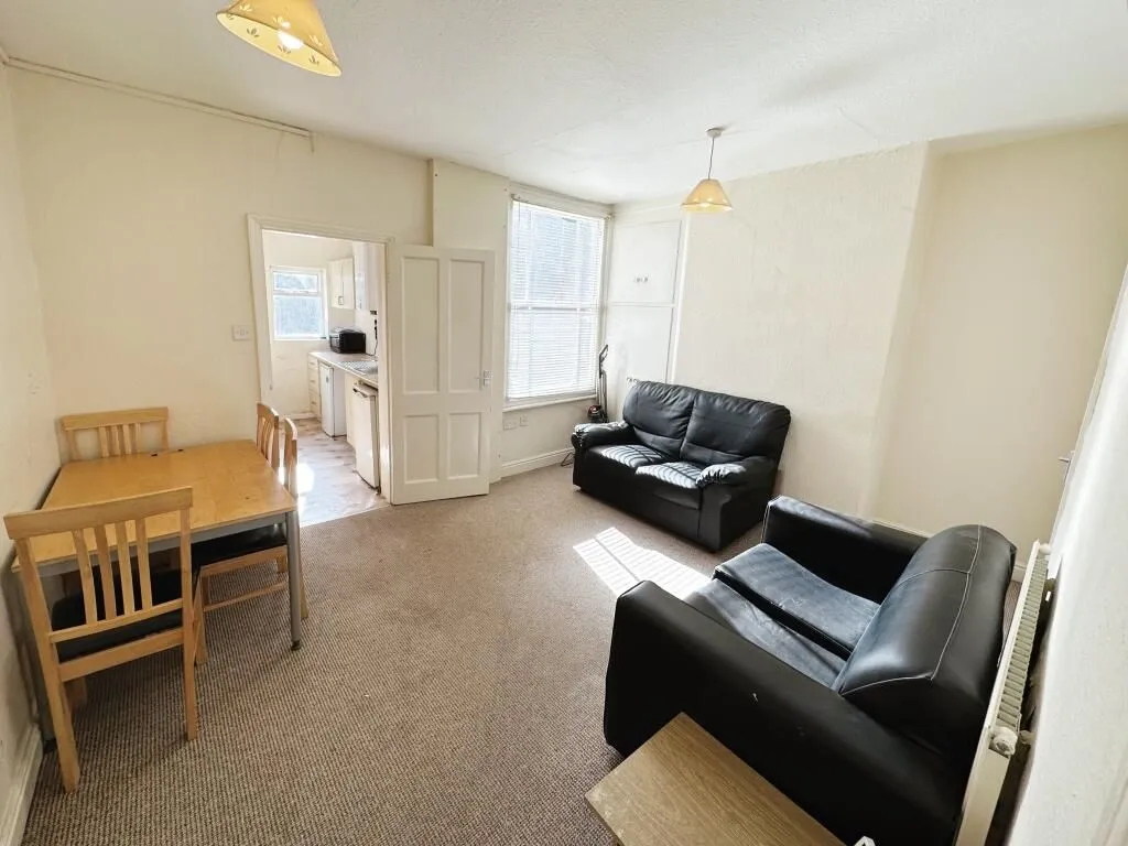Lincoln, Lincolnshire, LN1 3BJ - Online Properties