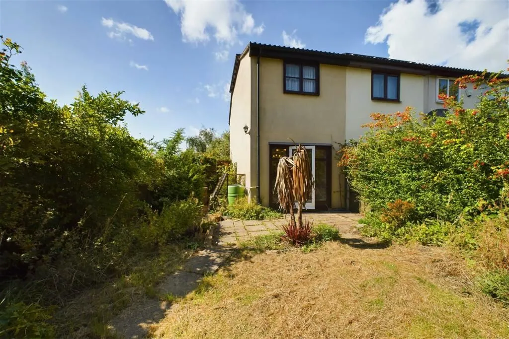 Mapleton Road, London, E4 6XW - Online Auctions