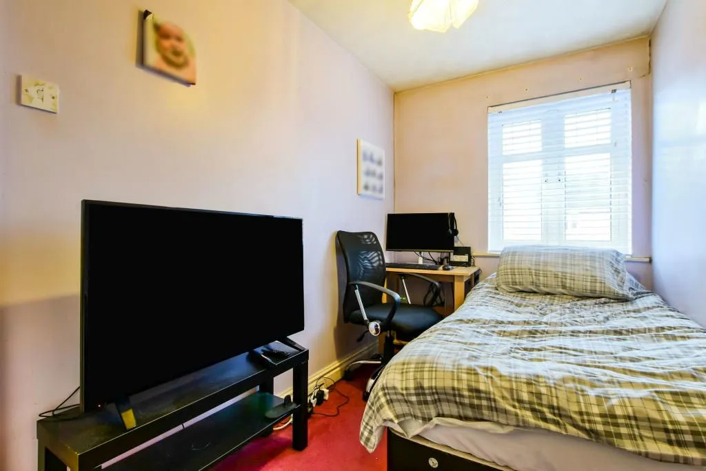 Wythenshawe, Manchester, Lancashire, M22 1TQ - Online Auctions