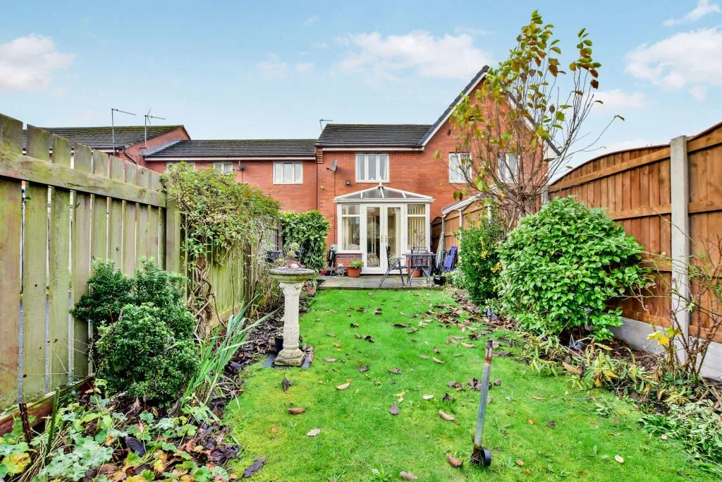 Wythenshawe, Manchester, Lancashire, M22 1TQ - Online Auctions