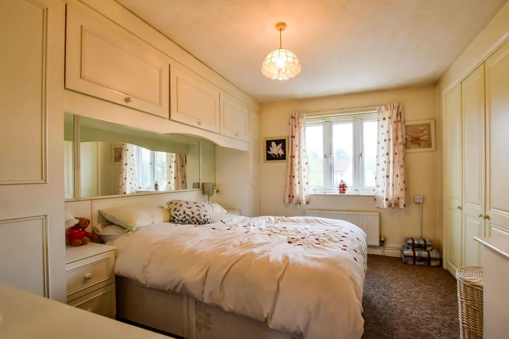 Wythenshawe, Manchester, Lancashire, M22 1TQ - Online Auctions