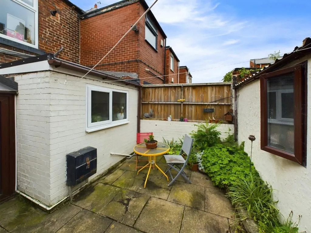 Wombwell, Barnsley, South Yorkshire, S73 0LH - Online Auctions