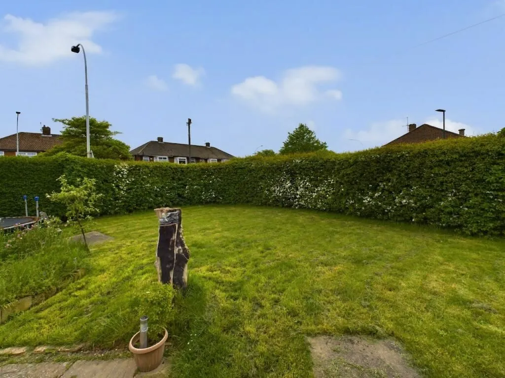 Grimsby, South Humberside, DN34 5SH - Online Auctions