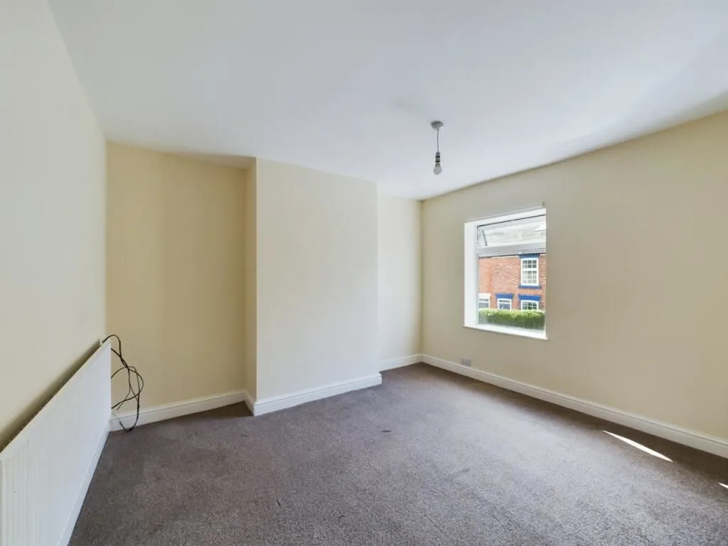New Whittington, Chesterfield, Derbyshire, S43 2BJ - Online Auctions