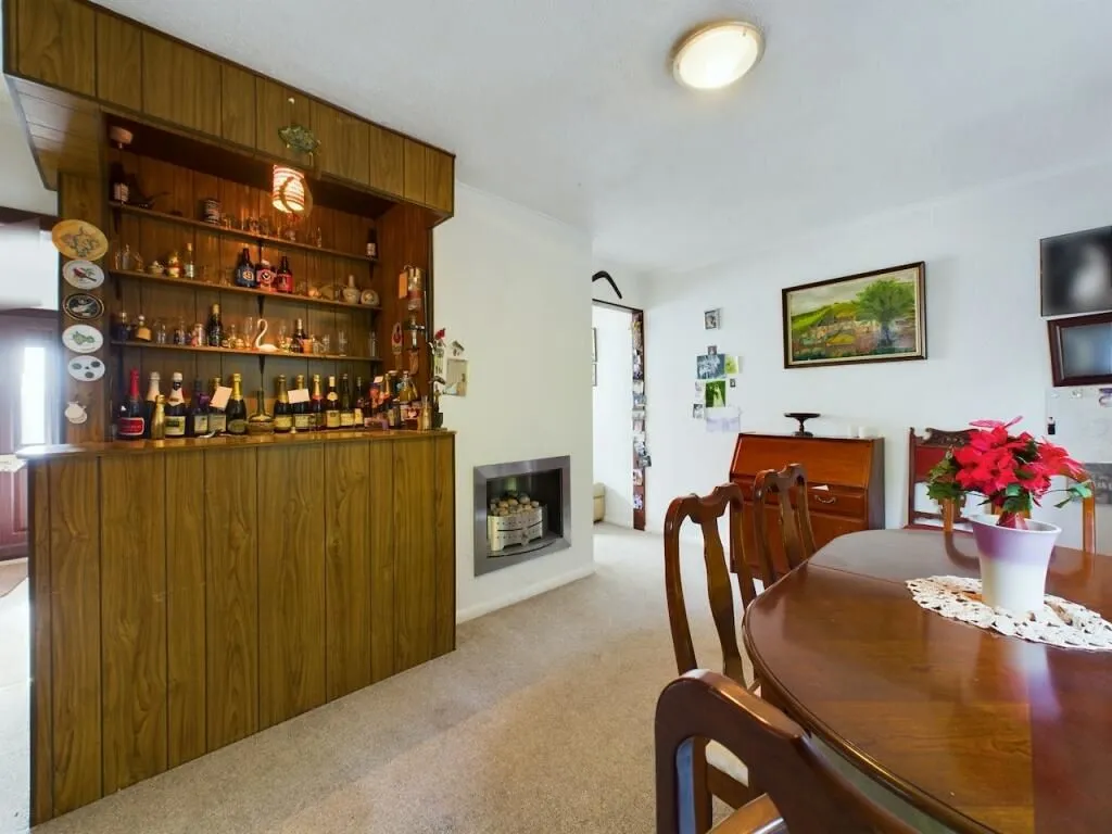 Rotherham, South Yorkshire, S61 2JN - Online Auctions