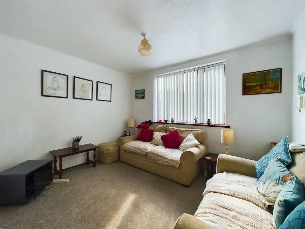 Rotherham, South Yorkshire, S61 2JN - Online Auctions