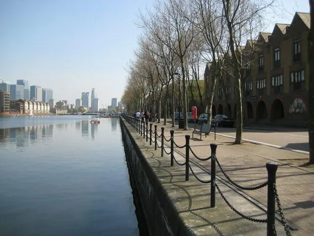 Melville Court, Croft Street, London, SE8 5DR - Online Properties