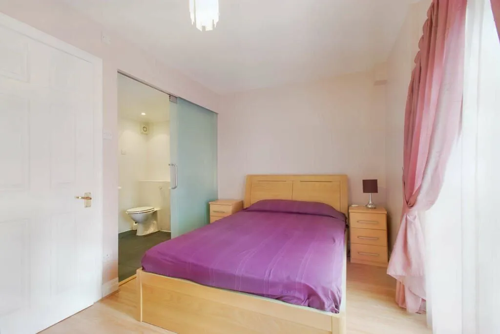 Melville Court, Croft Street, London, SE8 5DR - Online Properties