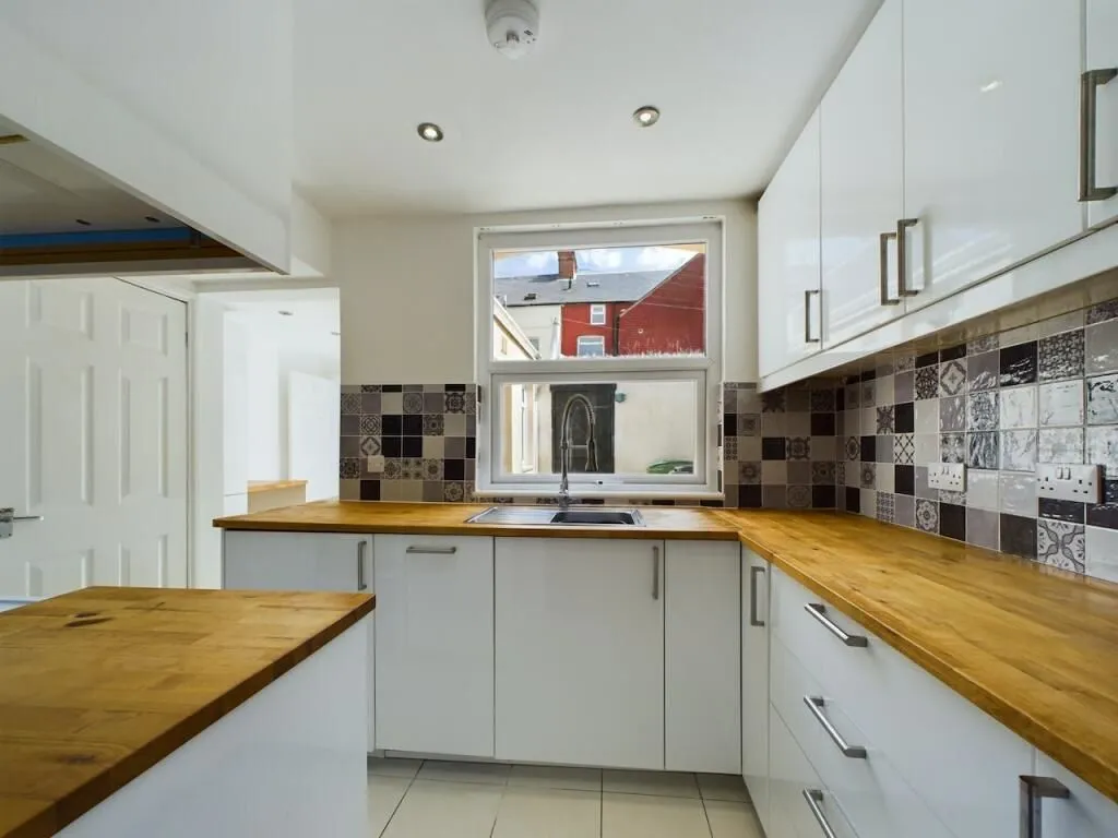 Hartlepool, Cleveland, TS25 5SP - Online Auctions