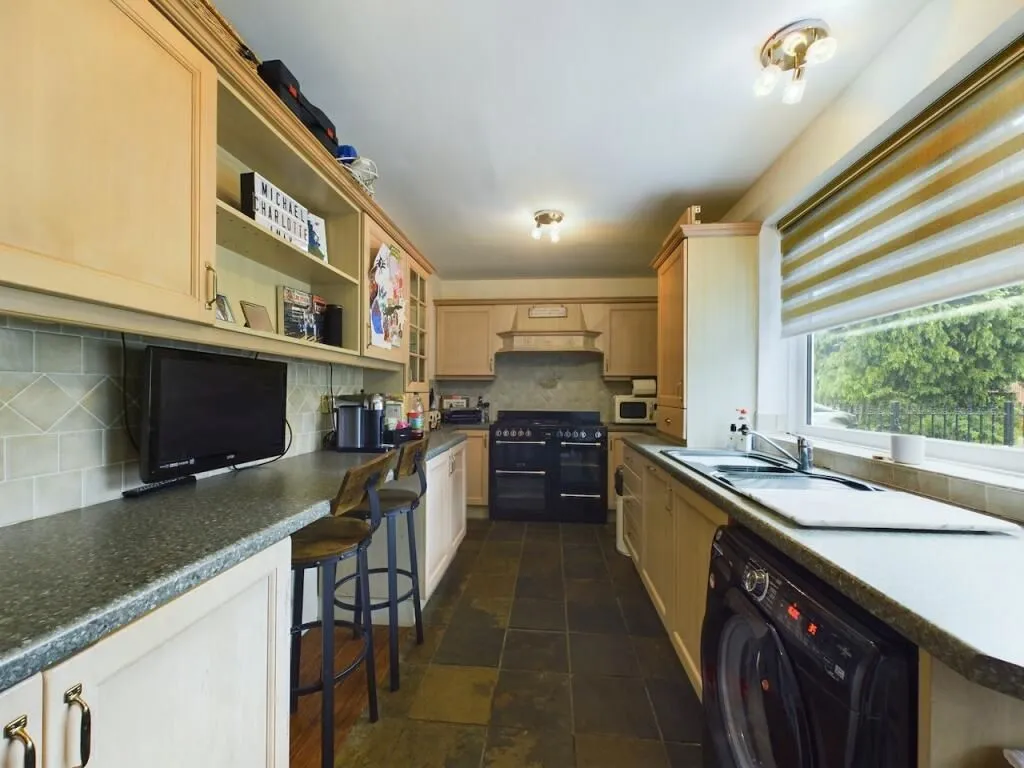 High Spen, Rowlands Gill, Tyne And Wear, NE39 2BH - Online Auctions