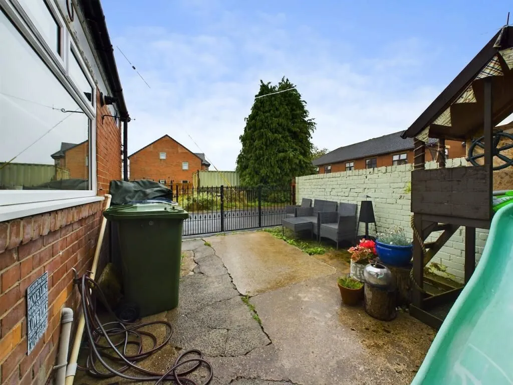 High Spen, Rowlands Gill, Tyne And Wear, NE39 2BH - Online Auctions