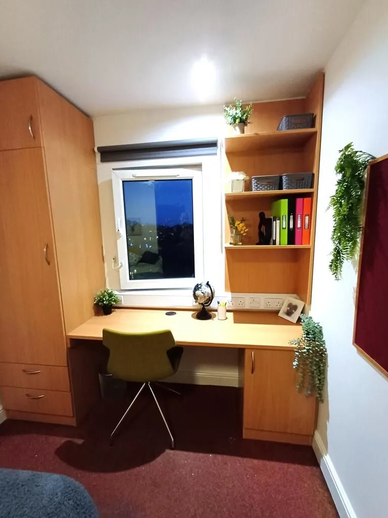 13 Longside Lane, Bradford, Bradford, BD7 1SA - Online Properties