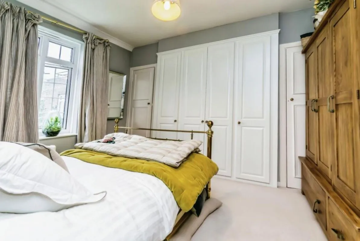 Chancellor House, Mount Ephraim, Tunbridge Wells, Kent, TN4 8BT - Online Auctions