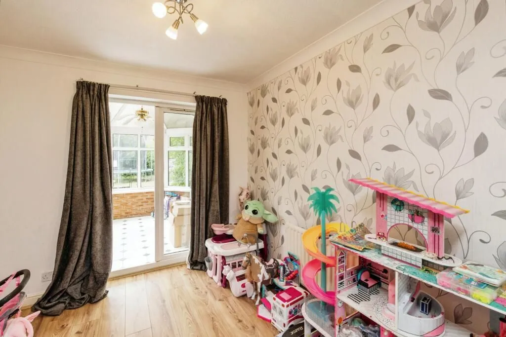 Lowton, Warrington, Cheshire, WA3 2LL - Online Auctions