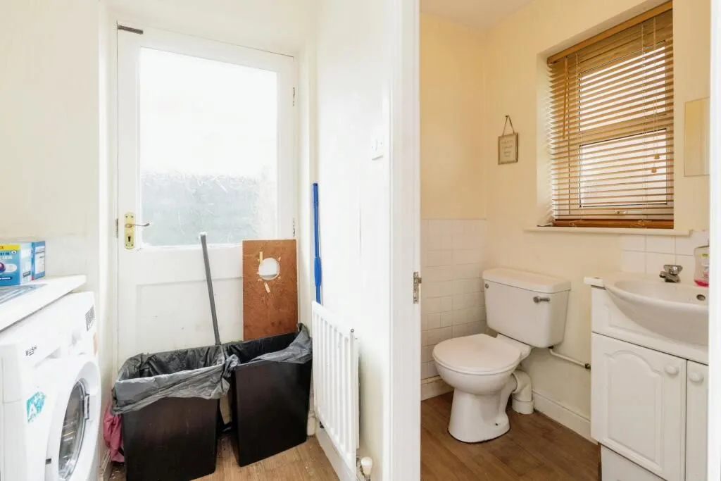 Lowton, Warrington, Cheshire, WA3 2LL - Online Auctions