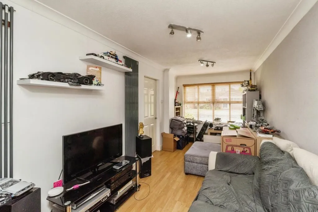 Lowton, Warrington, Cheshire, WA3 2LL - Online Auctions