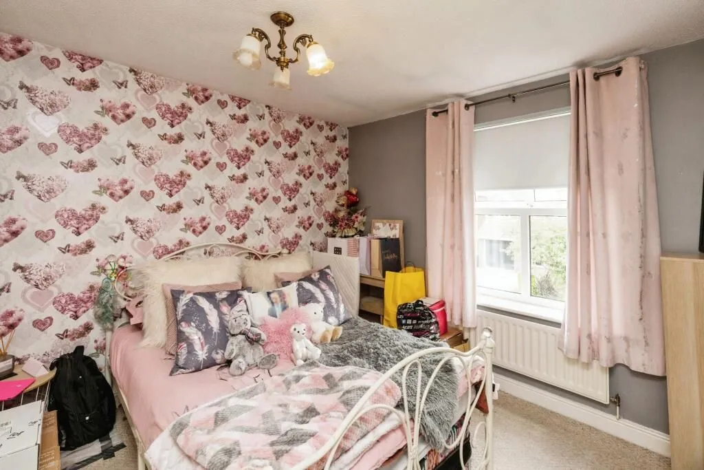 Lowton, Warrington, Cheshire, WA3 2LL - Online Auctions