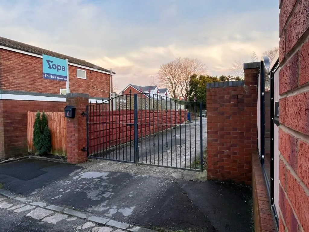 Land at, Mellor Brook, Blackburn, Lancashire, BB2 7NX - Online Properties