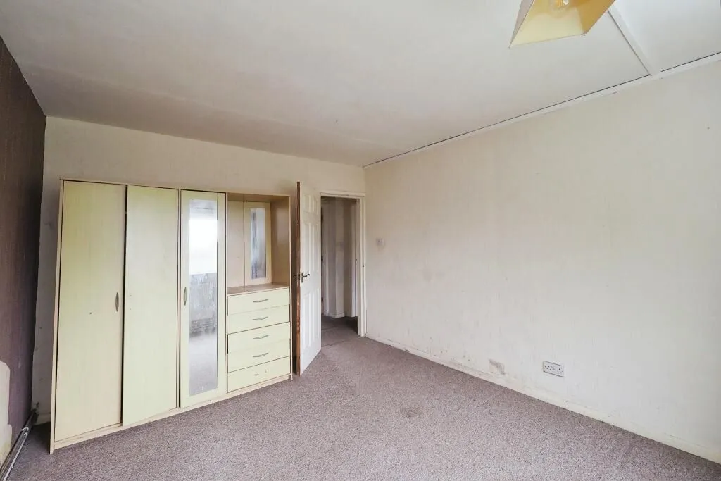 Pinxton, Nottingham, Nottinghamshire, NG16 6LU - Online Auctions