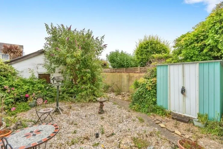 Gosport, Hampshire, PO12 4AS - Online Auctions