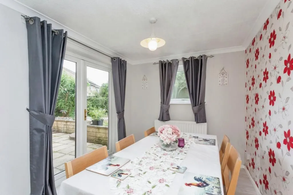Brackley, Northamptonshire, NN13 6HS - Online Auctions