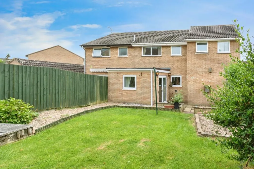 Brackley, Northamptonshire, NN13 6HS - Online Auctions