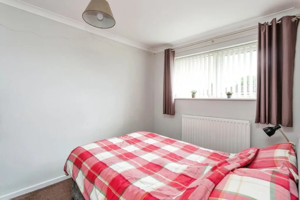 Brackley, Northamptonshire, NN13 6HS - Online Auctions