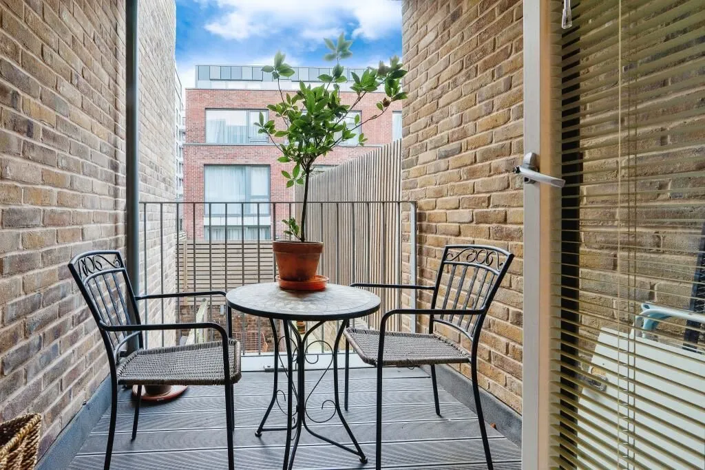 Fonthill Apartments, 1b Jeffreys Road, London, SW4 6QU - Online Auctions