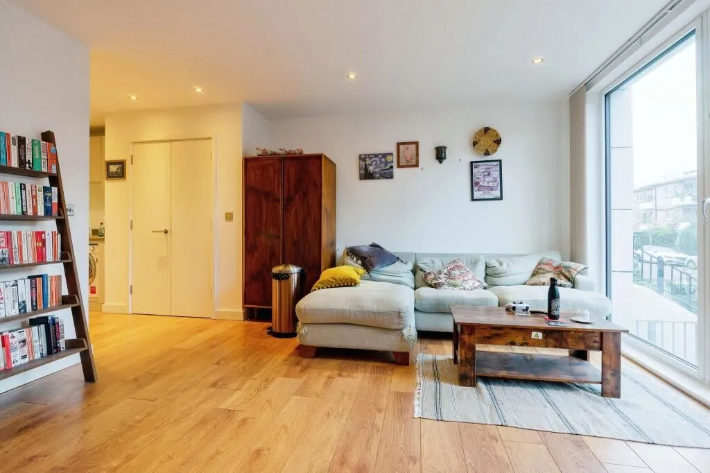 Fonthill Apartments, 1b Jeffreys Road, London, SW4 6QU - Online Auctions