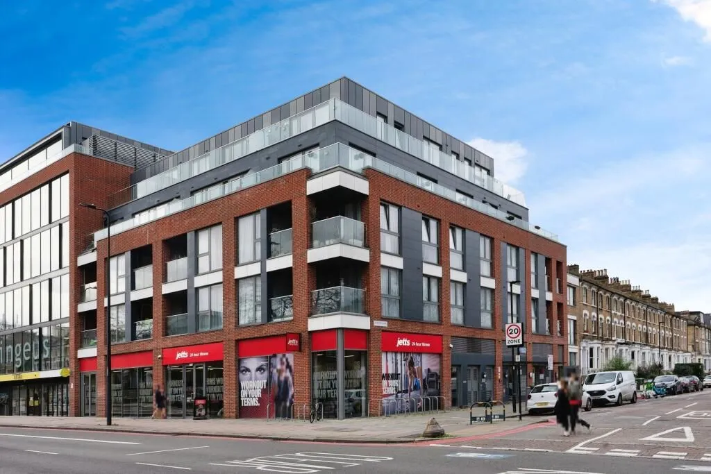 Fonthill Apartments, 1b Jeffreys Road, London, SW4 6QU - Online Auctions
