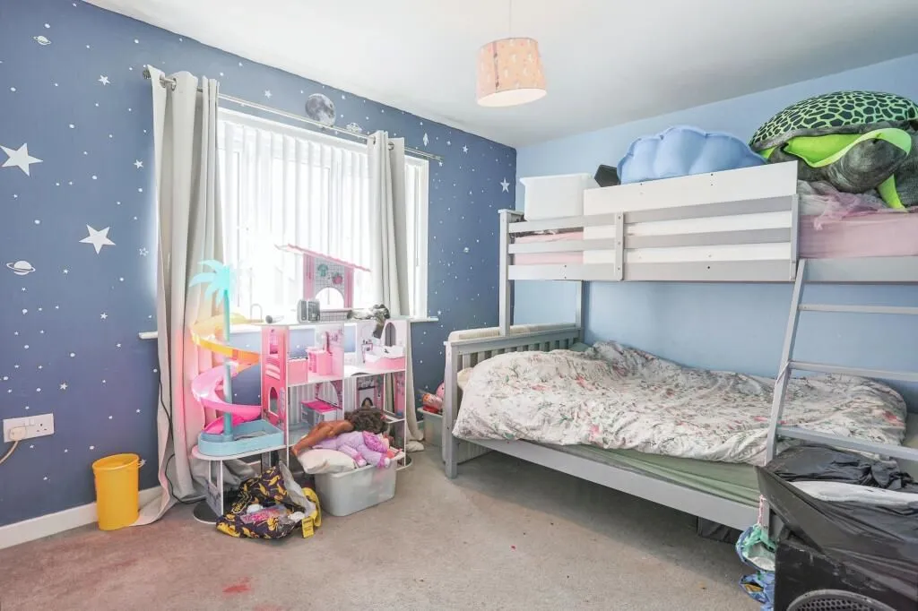 Leeds, West Yorkshire, LS9 0HN - Online Auctions