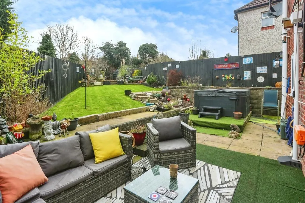 Mountsorrel, Loughborough, Leicestershire, LE12 7JA - Online Auctions