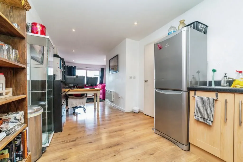 Regency Court, 39 Primrose Drive, Ecclesfield, Sheffield, South Yorkshire, S35 9ZQ - Online Auctions