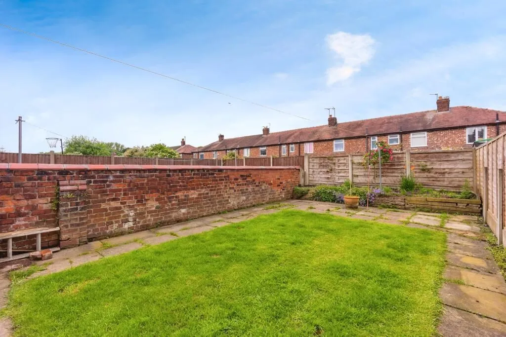 Stockport, Cheshire, SK1 4AX - Online Auctions