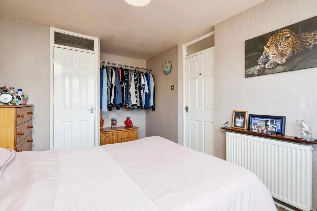 Bolton, Lancashire, BL3 5SF - Online Auctions